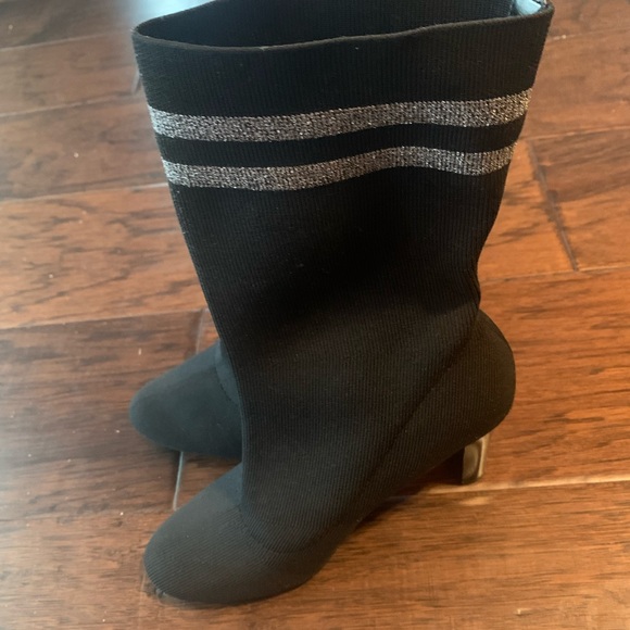 Like-New Knit/Sock Boots Stripes - Picture 8 of 11